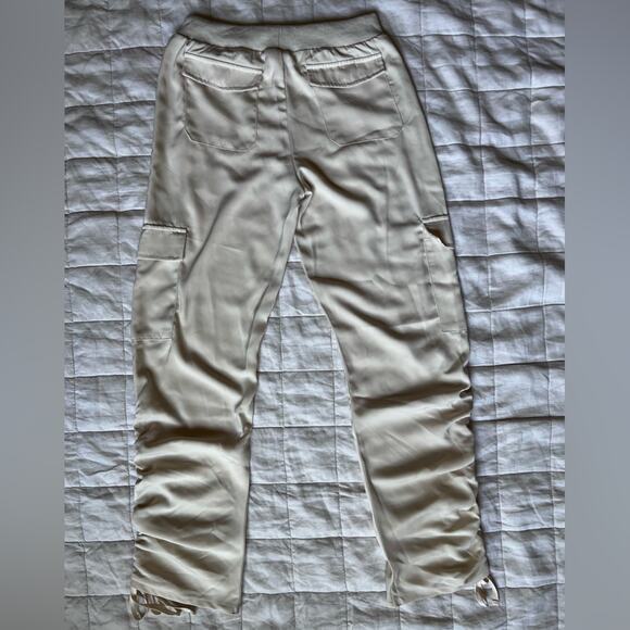 Revolve Superdown Natasa Ruched Cargo Pant Cream Streetwear Gorpcore - Small - Picture 3 of 11